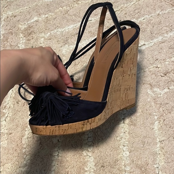 Aquazzura Blue Heels Elegant Strappy Design - Picture 2 of 3